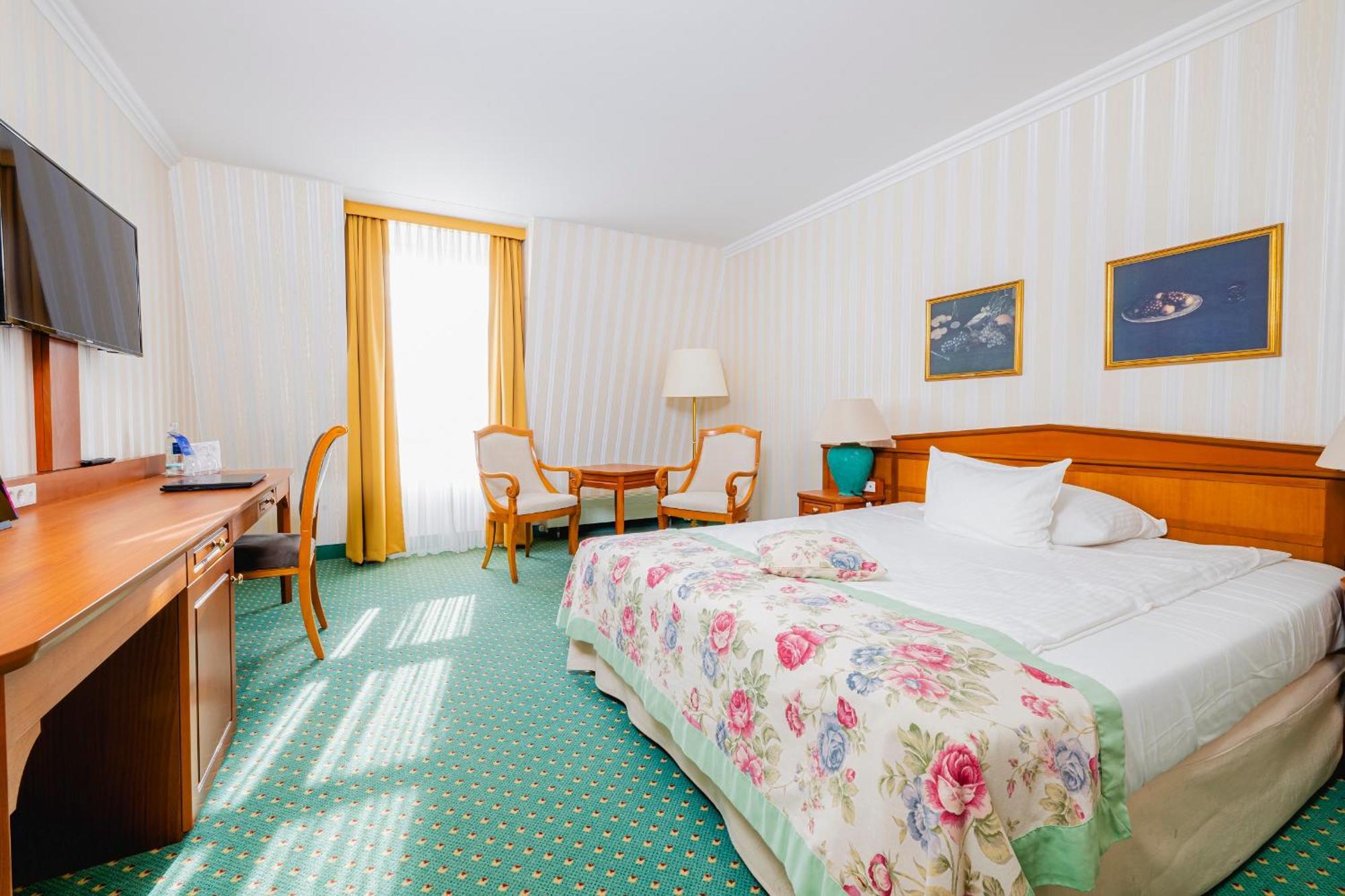 Hotel Am Schlosspark Gotha Bagian luar foto