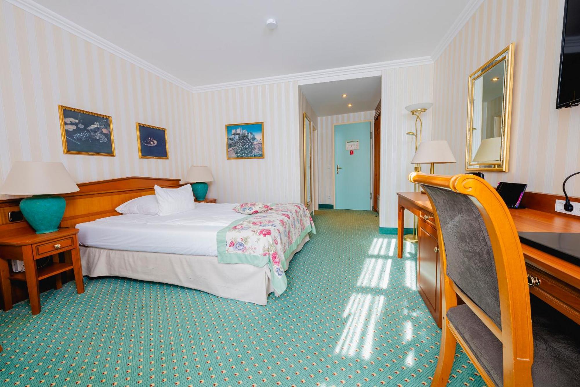 Hotel Am Schlosspark Gotha Ruang foto