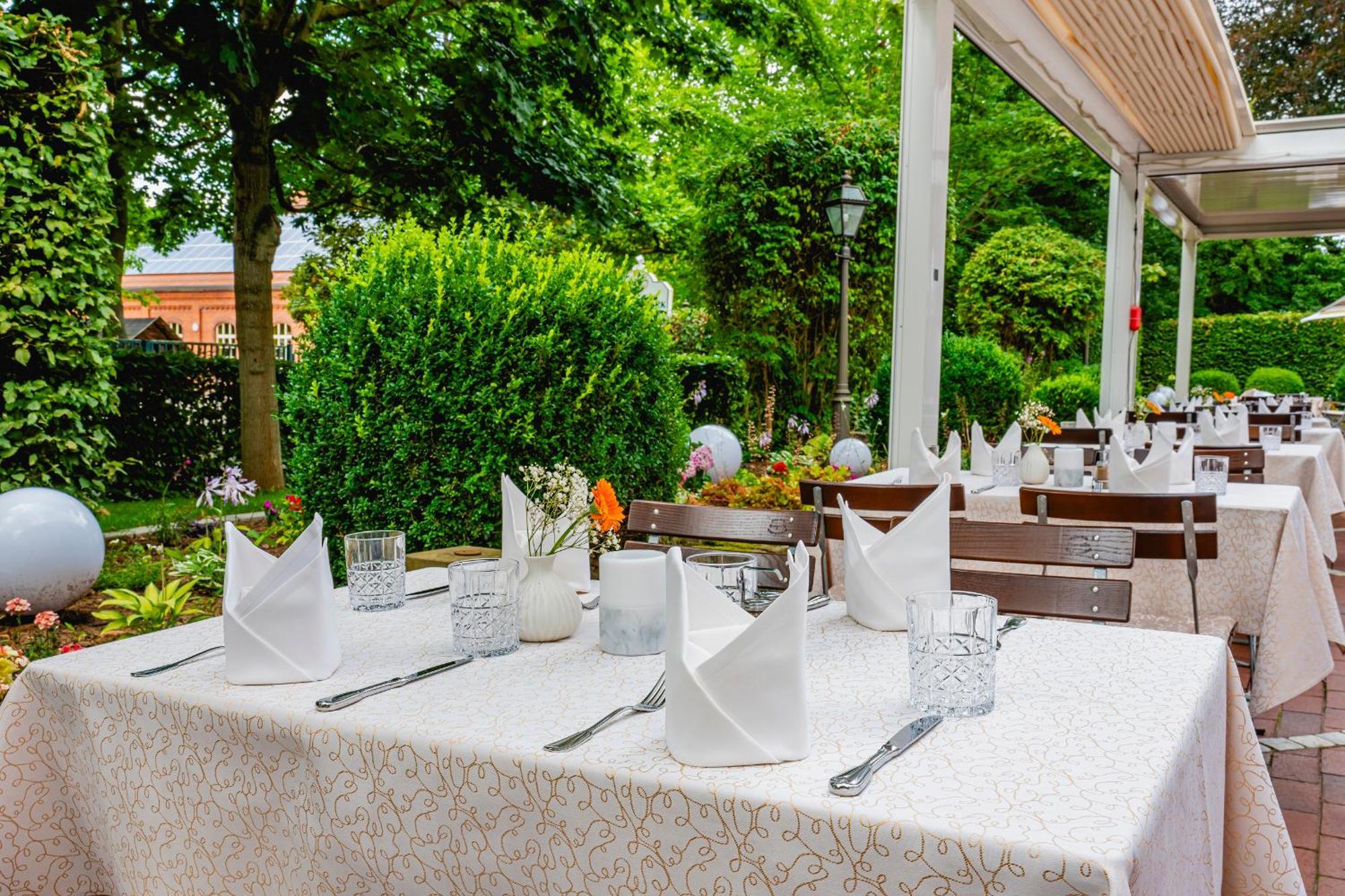 Hotel Am Schlosspark Gotha Bagian luar foto